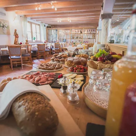Garnì Lilly Hotel San Lorenzo Dorsino
